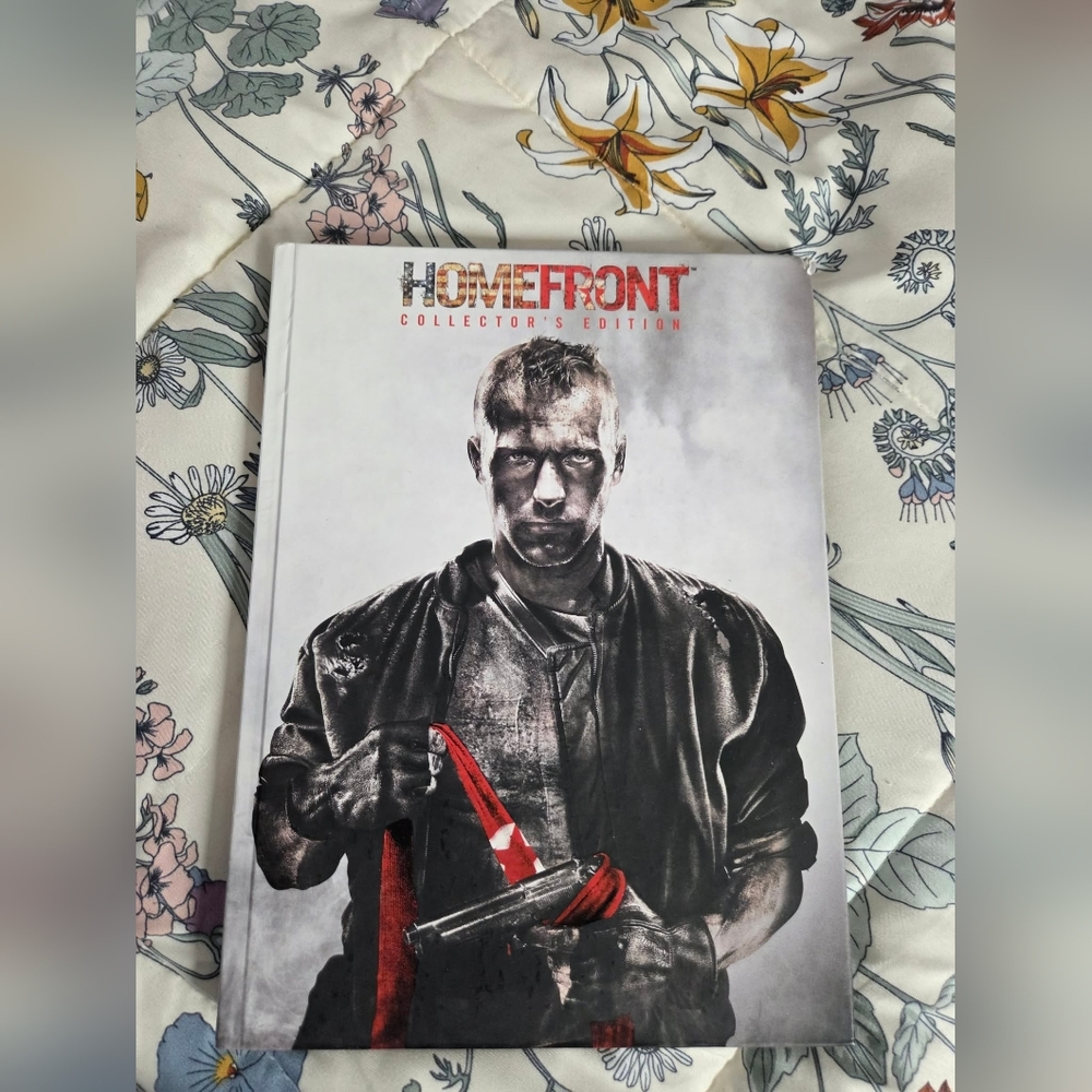 Homefront Collector's Edition Hardcover Strategy Guidebook